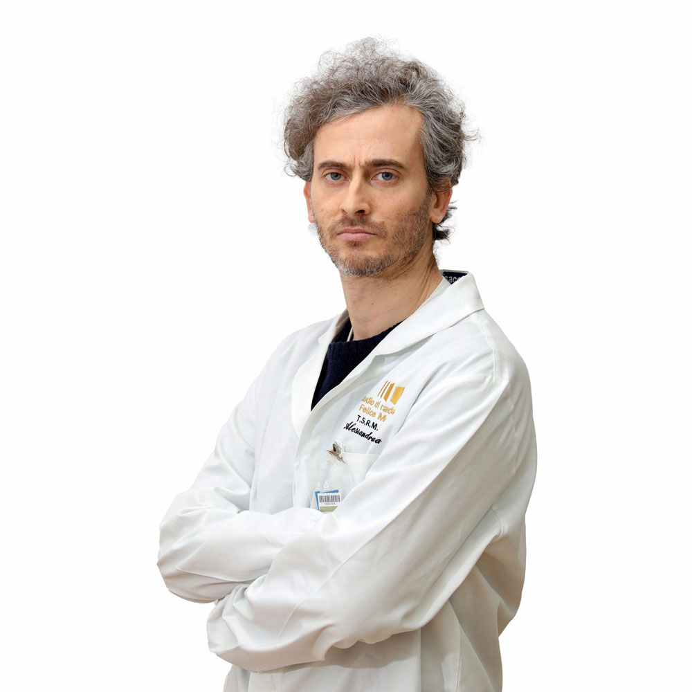 https://www.radiologiamaffia.it/wp-content/uploads/2024/03/alessandro-giona.jpg